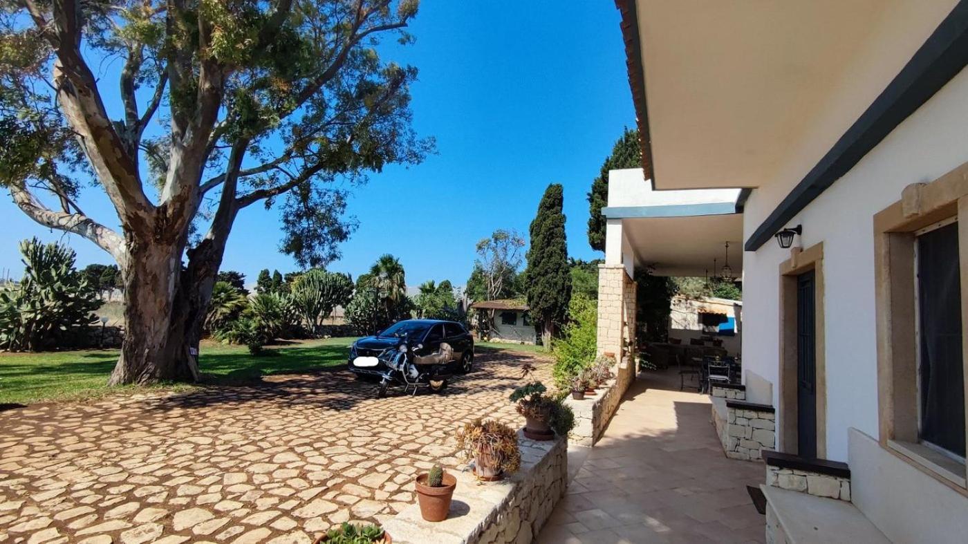 B&B Casa Cavarra Portopalo Di Capo Passero Exterior photo