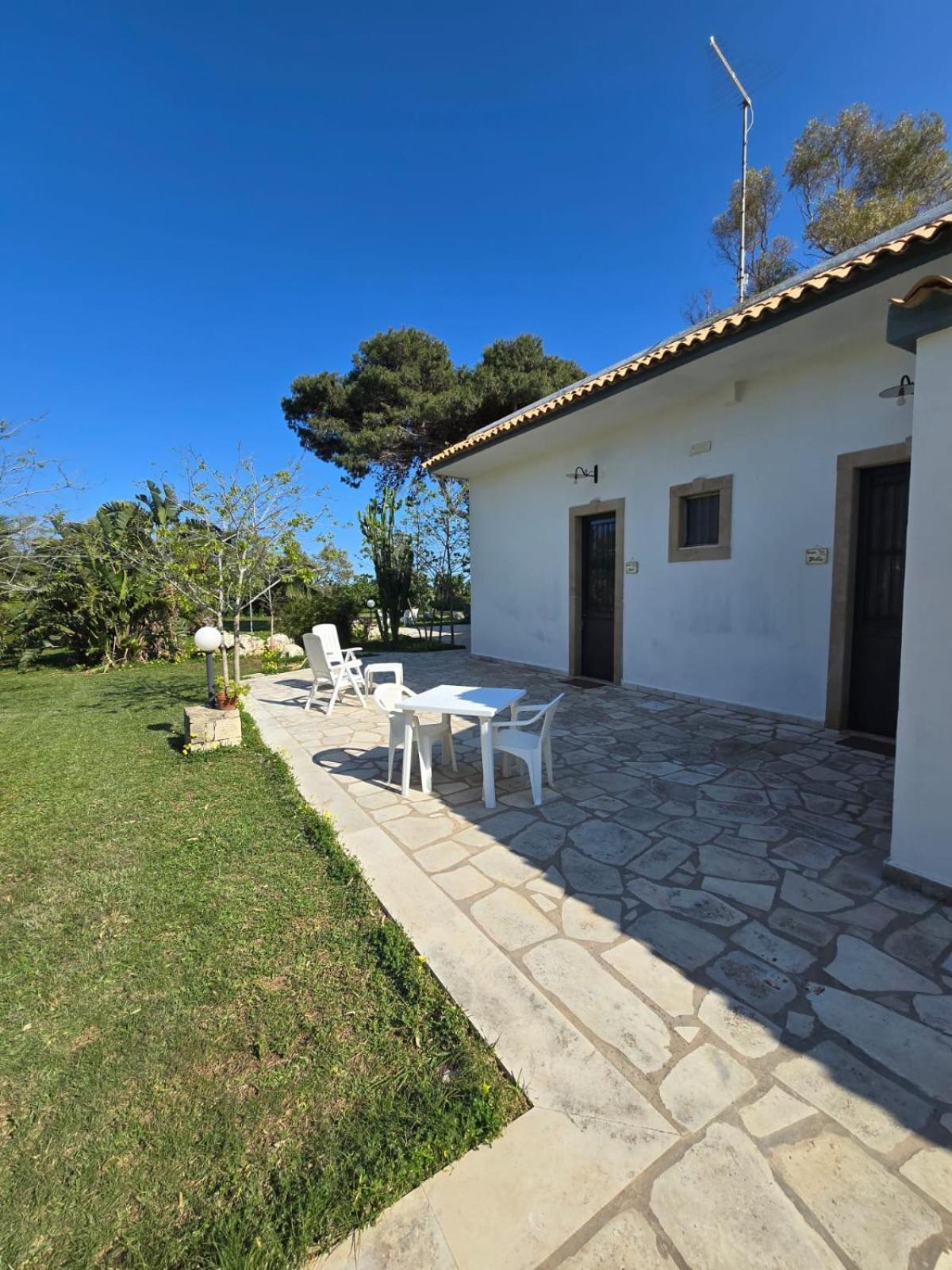 B&B Casa Cavarra Portopalo Di Capo Passero Exterior photo